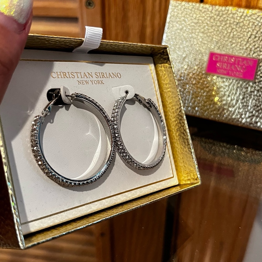 Christian Soriano Silver Hoop Earrings - NWT 🪩